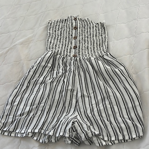 Romper - Picture 1 of 1